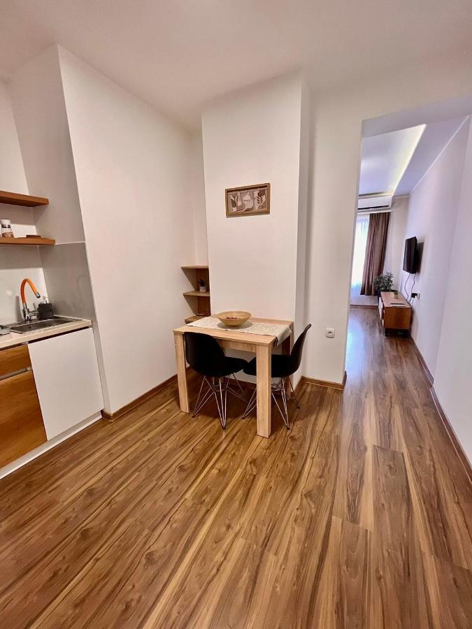 Dani Lux Belgrade Center Studio Apartment Luaran gambar