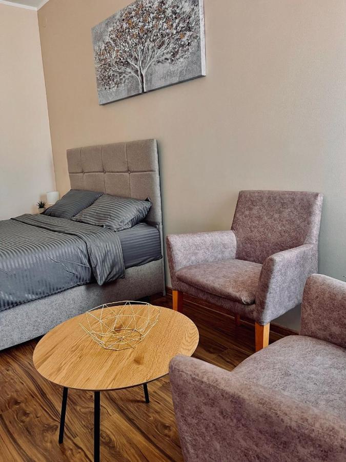 Dani Lux Belgrade Center Studio Apartment Luaran gambar