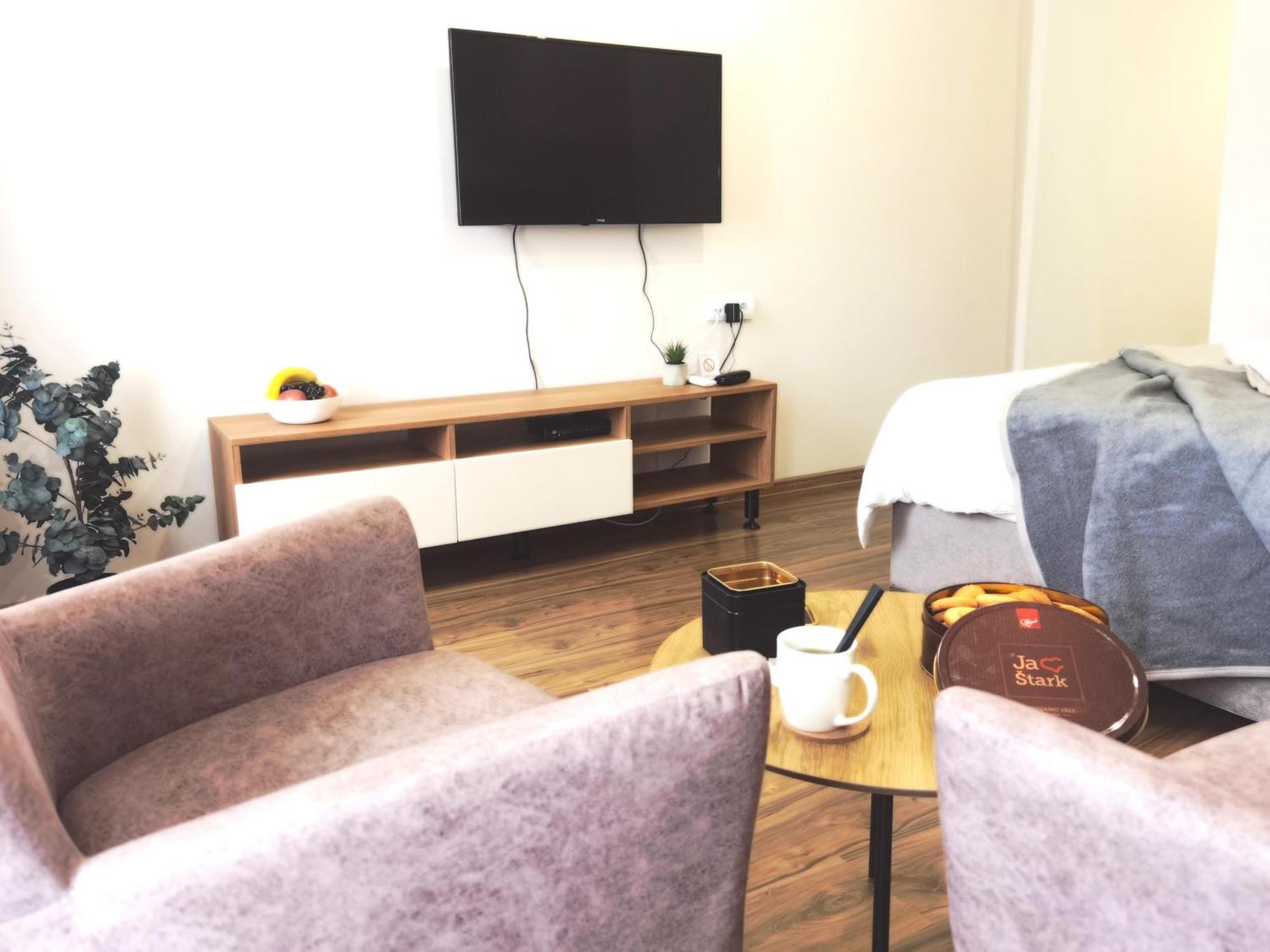 Dani Lux Belgrade Center Studio Apartment Luaran gambar